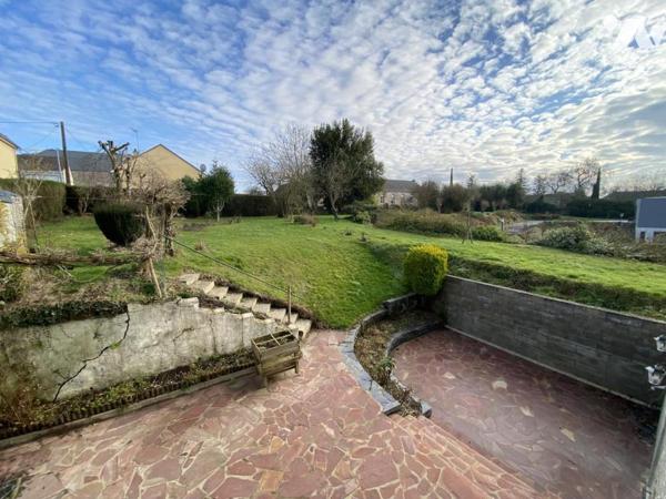 A VENDRE - MAISON D'HABITATION - LE BOURGNEUF LA FORÊT 