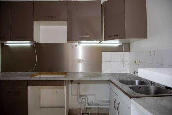 Beau F2 avec balcon - Parking