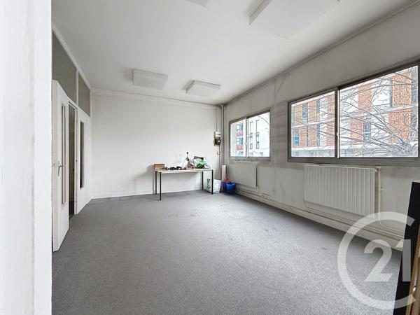 à vendre  84,05 m2 IVRY SUR SEINE - 94