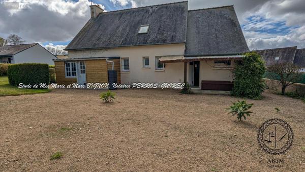 Maison individuelle à vendre à La Roche-Jaudy dans les Côtes-d'Armor (22450), ref : VM381-22093