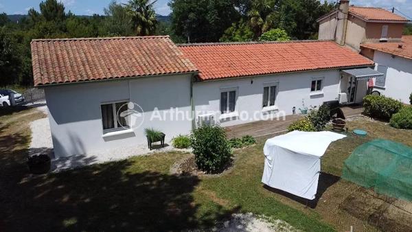 Vente                                                      Maison
                        
                     4 pièces                      101 m2                     à Saint-Astier