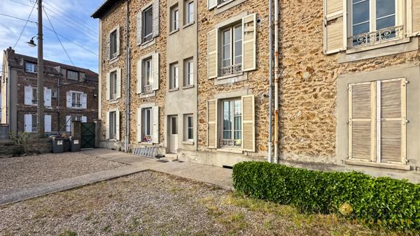 Corbeil-Essonnes (91100) Appartement 3 pièces meublé de 57m² Corbeil-Essonnes