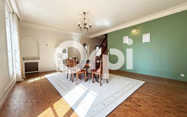 Appartement à vendre    11 pièces • 266 m2 Soissons