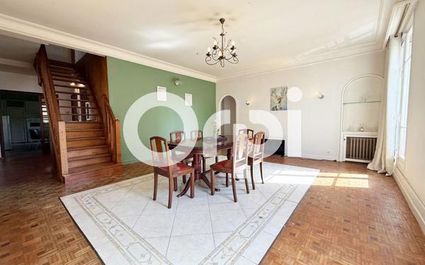 Appartement à vendre    11 pièces • 266 m2 Soissons