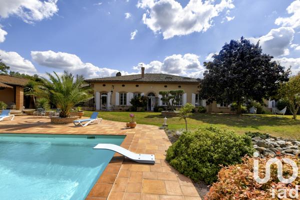 Maison à vendre 11 pièces 435 m² Grenade