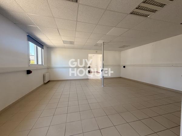 MAISON DE PLAIN-PIED – 130 M² – 5 CHAMBRES – DÉPENDANCE – TERRAIN DE 1 200 M²