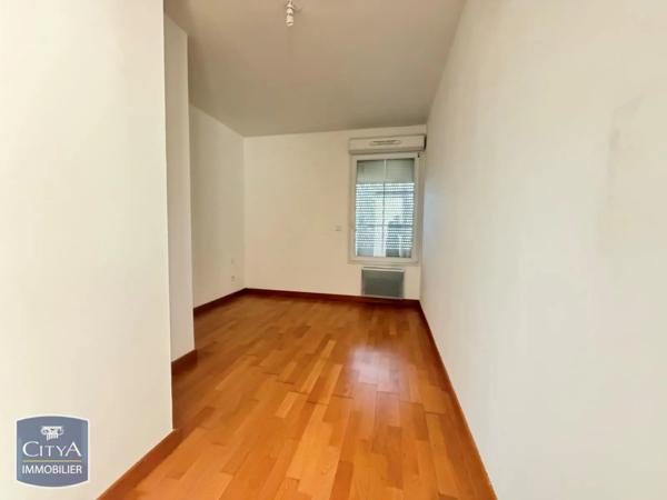Appartement à louer 4 pièces 83.39m² Dainville (62000)