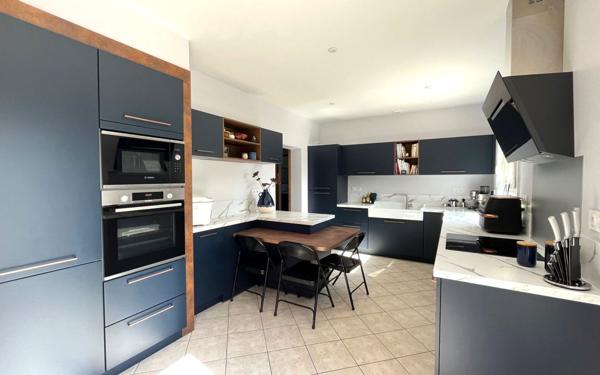 Maison à vendre    6 pièces • 147,60 m2 Beauvais