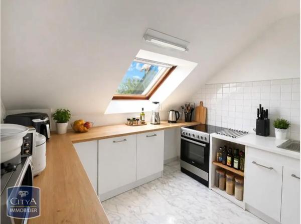 Appartement à louer 3 pièces 76.11m² Chinon (37500)