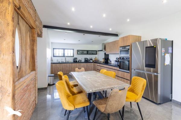 Maison à vendre |  Cours-de-Pile |  6 pièces | 185 m²
