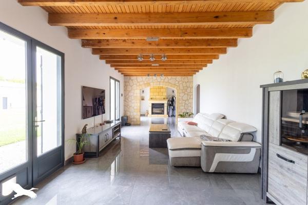 Maison à vendre |  Cours-de-Pile |  6 pièces | 185 m²