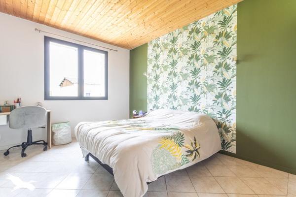 Maison à vendre |  Cours-de-Pile |  6 pièces | 185 m²