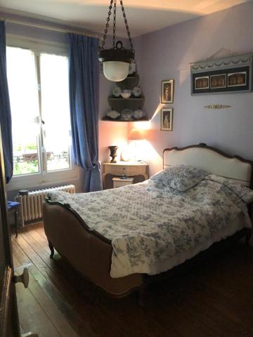 Grande maison de style proche anglo normand