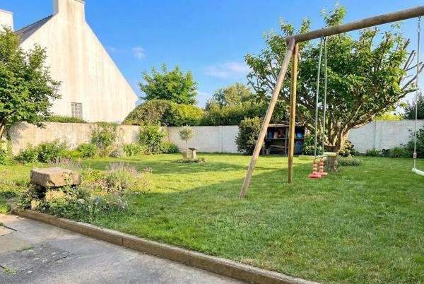 Maison familiale de 117 m² avec 4 chambres et jardin exposé Sud-Ouest