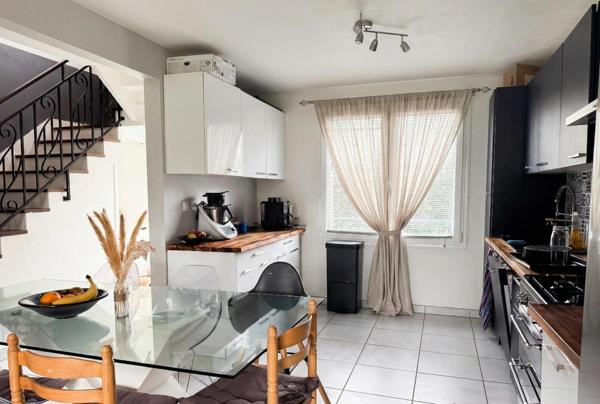 Maison familiale de 117 m² avec 4 chambres et jardin exposé Sud-Ouest