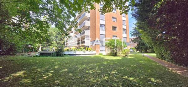 Appartement T2 de 52 m² avec terrasse, garage et parking – Douai (59500)