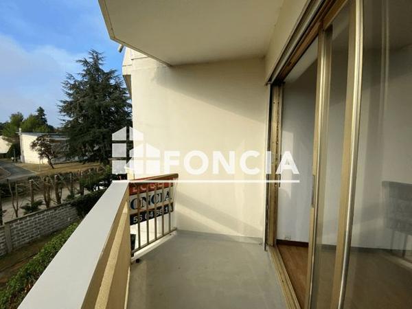 Location Studio 24.45 m² - 21 AVENUE DU GENERAL DE GAULLE Gradignan 33170