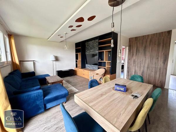 Appartement à louer 4 pièces 73.53m² Tours (37100)