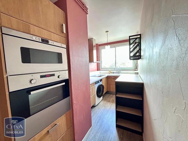 Appartement à louer 4 pièces 73.53m² Tours (37100)
