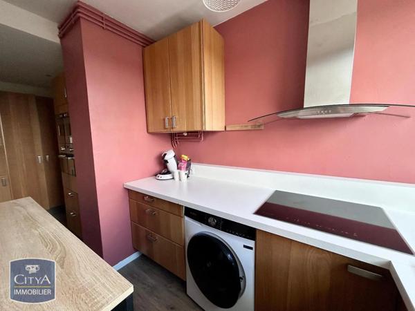 Appartement à louer 4 pièces 73.53m² Tours (37100)
