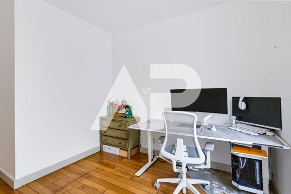 SEVRES PROCHE CENTRE - APPARTEMENT DE CHARME 469 000 € **  - Référence  708-S