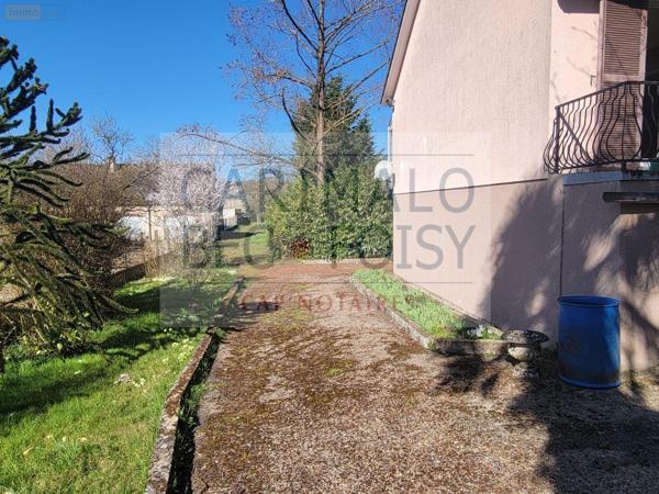 Maison à vendre à Cloyes-les-Trois-Rivières dans l'Eure-et-Loir (28220), ref : JS/922