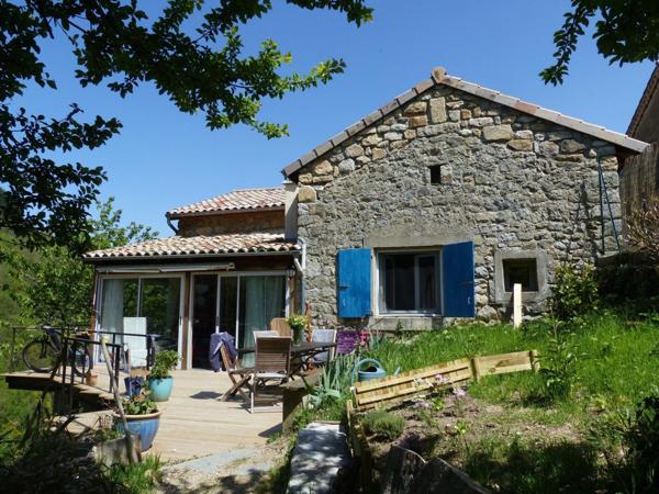 Charme authentique à Saint-Julien-Du-Gua