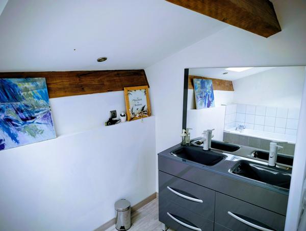 Charme authentique à Saint-Julien-Du-Gua