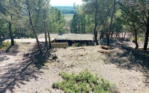 Terrain à vendre    La Bastidonne