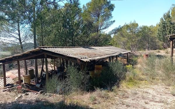 Terrain à vendre    La Bastidonne