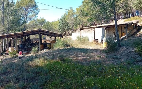 Terrain à vendre    La Bastidonne