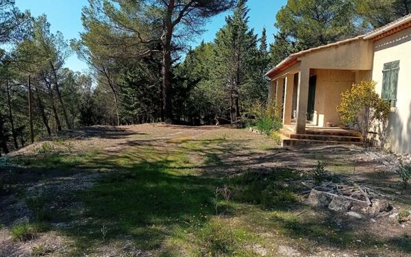 Terrain à vendre    La Bastidonne