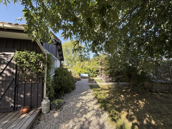 Maison au calme dans un environement verdoyant