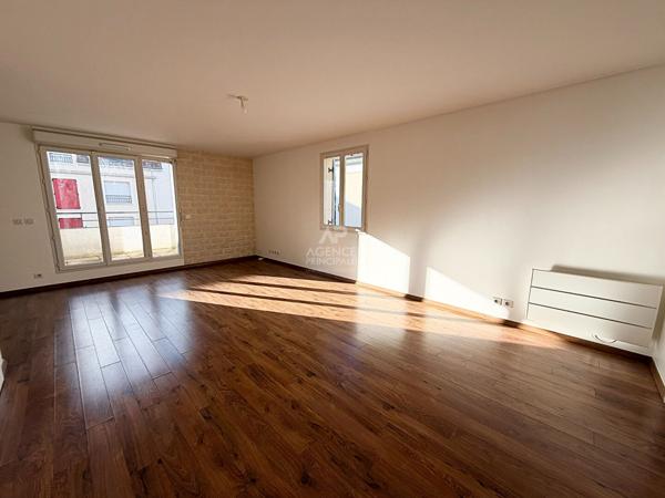 Appartement Vaureal 4 pièce(s) €298 900 ** - Référence 2240