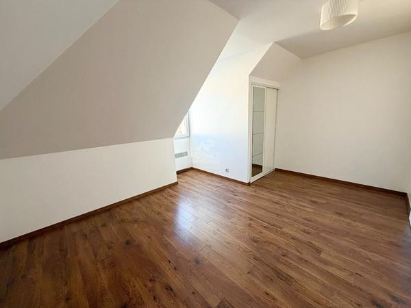 Appartement Vaureal 4 pièce(s) €298 900 ** - Référence 2240