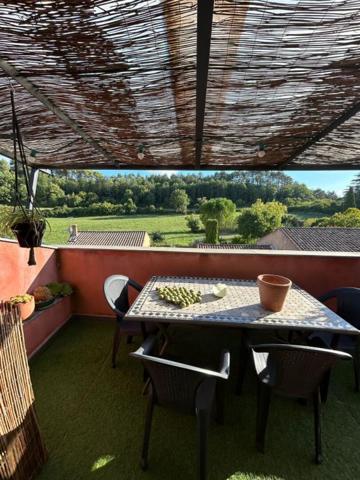 RIANS APPARTEMENT T3 AVEC TERRASSE