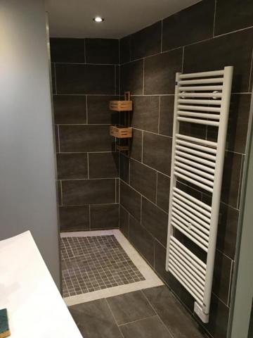 RIANS APPARTEMENT T3 AVEC TERRASSE