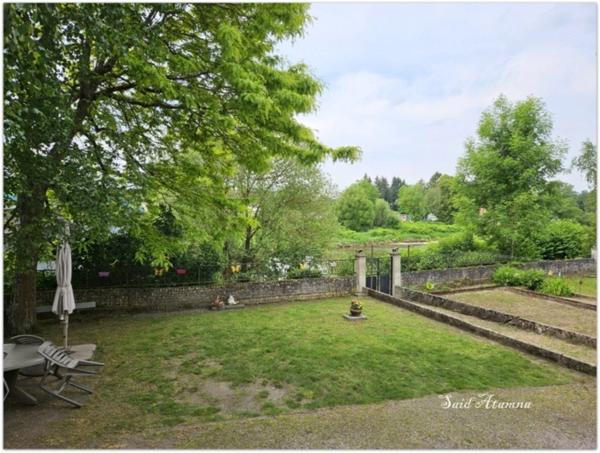 Maison à vendre 8 pièces de 195m² CHATEL SUR MOSELLE (88), situé su un terrain de 620m².