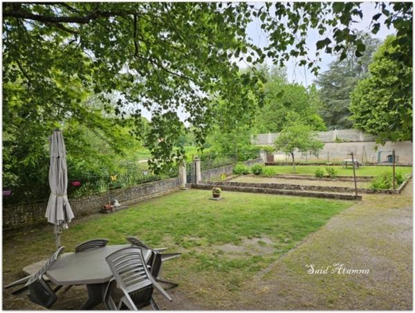 Maison à vendre 8 pièces de 195m² CHATEL SUR MOSELLE (88), situé su un terrain de 620m².