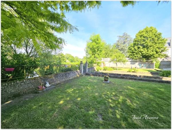 Maison à vendre 8 pièces de 195m² CHATEL SUR MOSELLE (88), situé su un terrain de 620m².