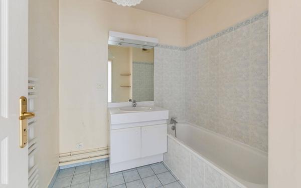 Appartement 2 pièces 48 m² LYON