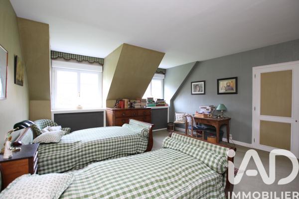 Maison à vendre 12 pièces 468 m² Saint-Fuscien