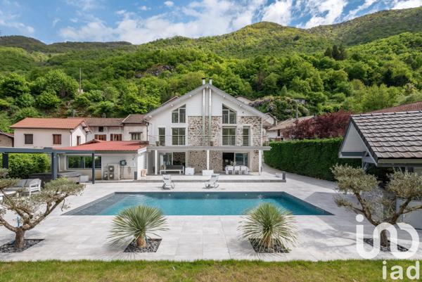 Maison à vendre 6 pièces 249 m² Vaulnaveys-le-Bas