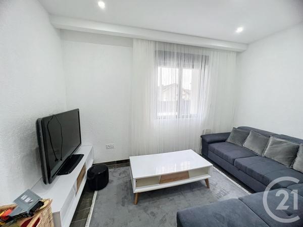 Maison à vendre  5 pièces - 168 m2 CORMONTREUIL - 51