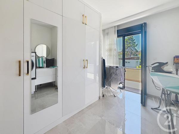 Maison à vendre  5 pièces - 168 m2 CORMONTREUIL - 51