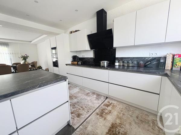 Maison à vendre  5 pièces - 168 m2 CORMONTREUIL - 51