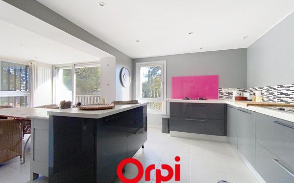 Appartement à vendre    2 pièces • 64,13 m2 Bandol