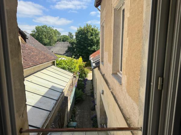 Maison 8 pièces - 140 m² Exclusivité efficity