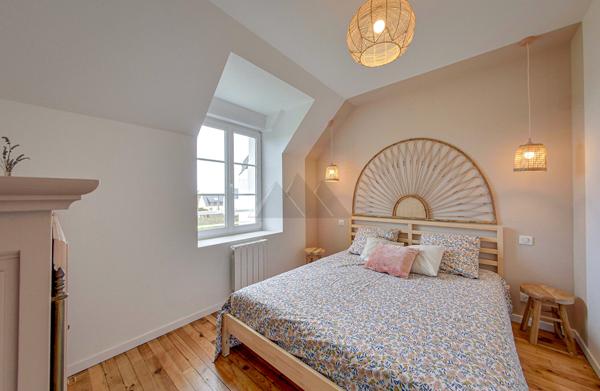 A VENDRE MAISON DE MAITRE 4 CHAMBRES VUE MER