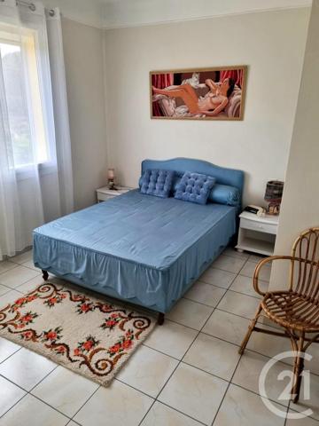 Appartement F4 à vendre  4 pièces - 71,24 m2 ST GENIS DES FONTAINES - 66